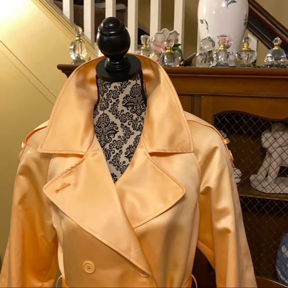 Norman Thompson Peach Jacket. - Picture 2 of 12